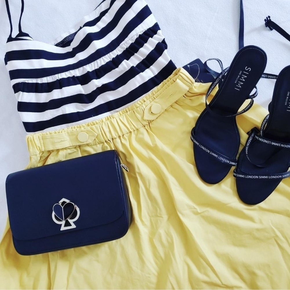 ZARA | Yellow midi skirt | M